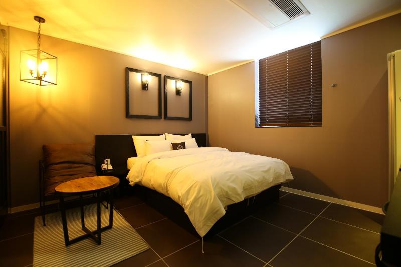 Cheongju Luce Hotel