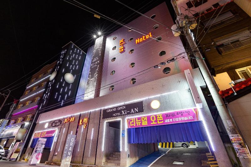 Xian Hotel image