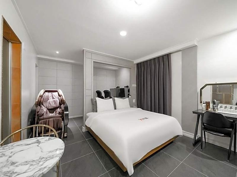 Xian Hotel image