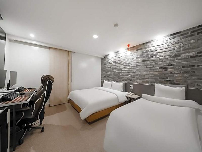 Xian Hotel image