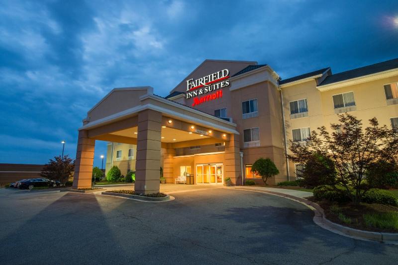 Fairfield Inn Suites Greenwood image