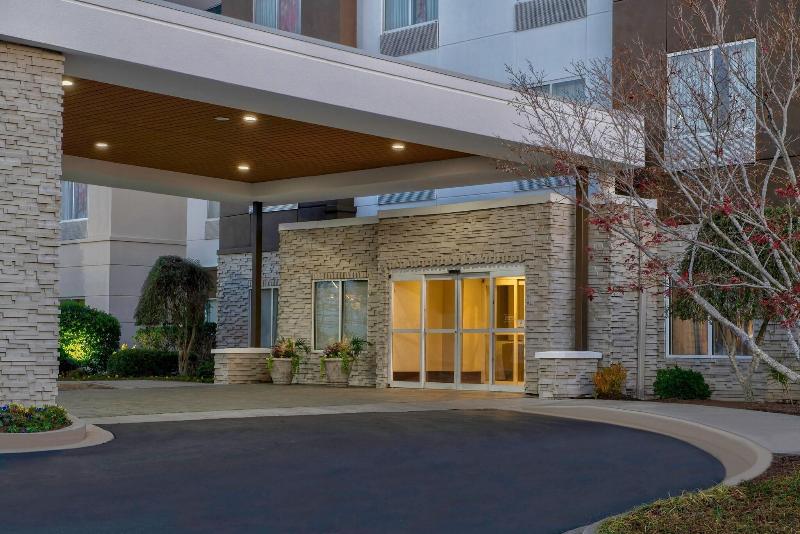Fairfield Inn Suites Greenwood image
