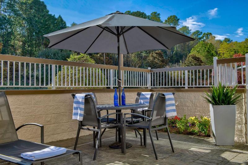 Fairfield Inn Suites Greenwood image