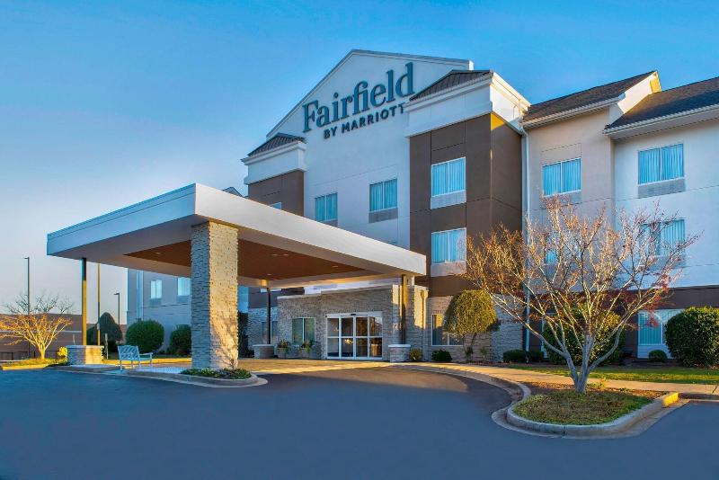 Fairfield Inn Suites Greenwood image