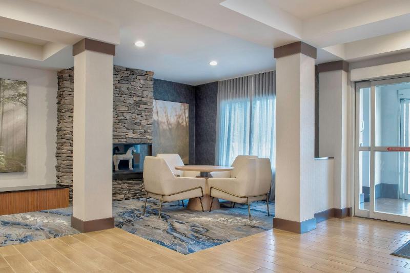 Fairfield Inn Suites Greenwood image