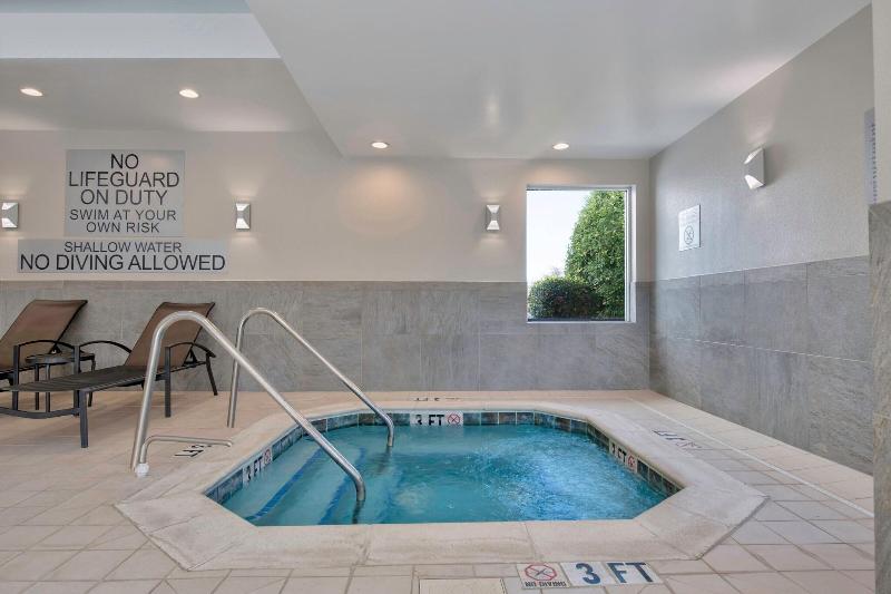 Fairfield Inn Suites Greenwood image