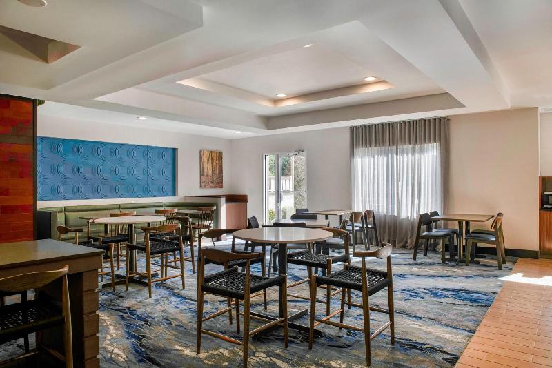 Fairfield Inn Suites Greenwood image