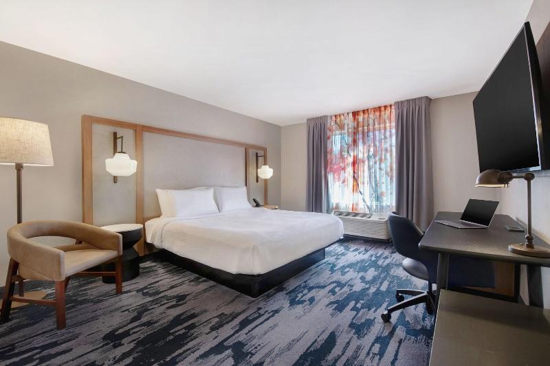 Fairfield Inn Suites Greenwood image