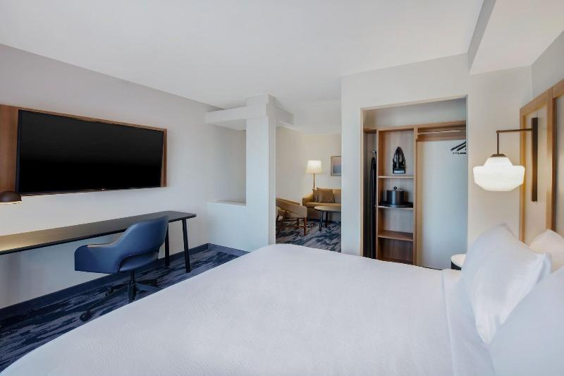 Fairfield Inn Suites Greenwood image