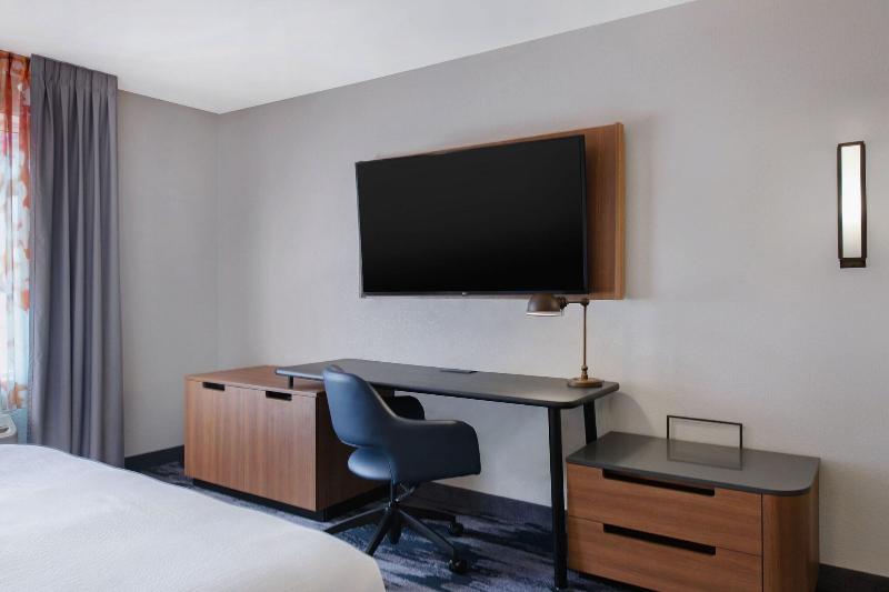Fairfield Inn Suites Greenwood image