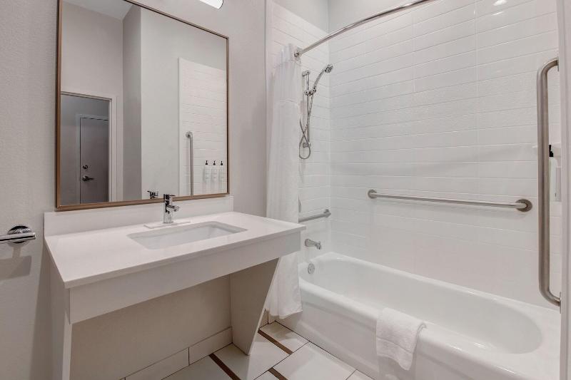 Fairfield Inn Suites Greenwood image