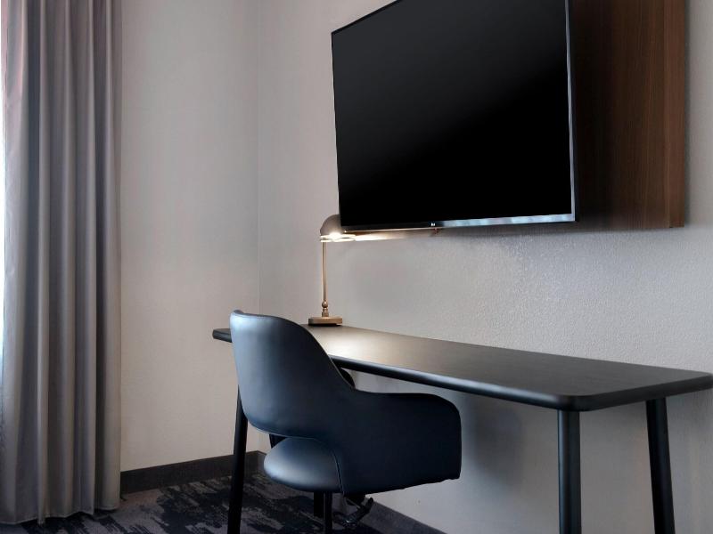 Fairfield Inn Suites Greenwood image