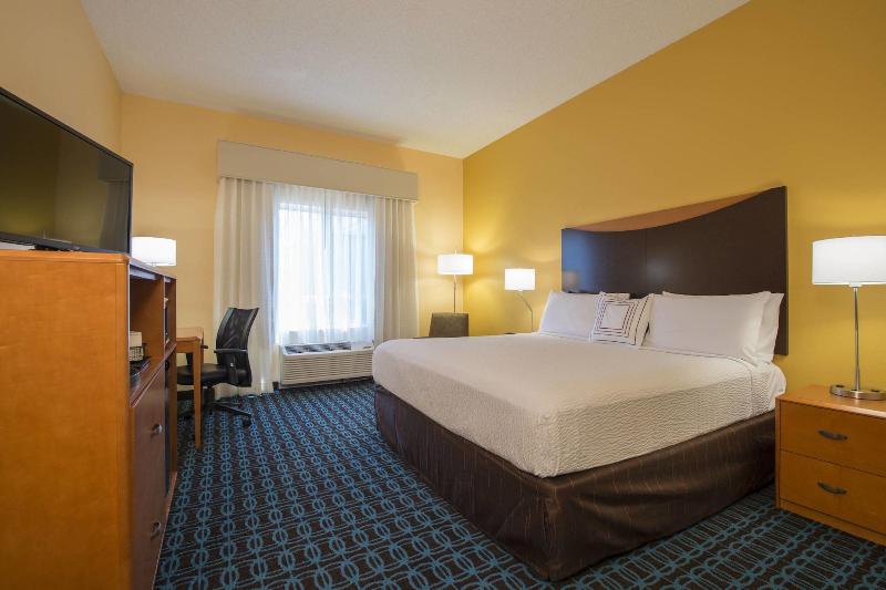 Fairfield Inn Suites Greenwood image