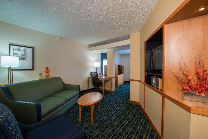 Fairfield Inn Suites Greenwood image