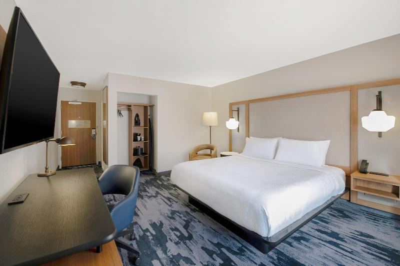 Fairfield Inn Suites Greenwood image