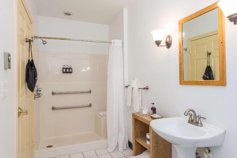Wolfeboro Inn image