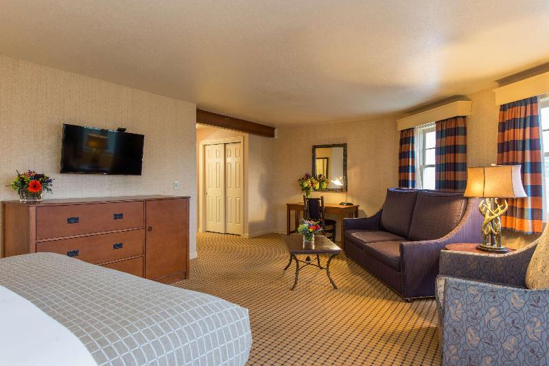 Wolfeboro Inn image