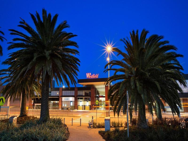 Nightcap At Shoppingtown Hotel image