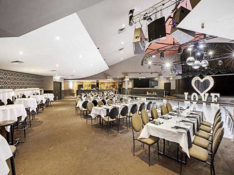 Nightcap At Shoppingtown Hotel image