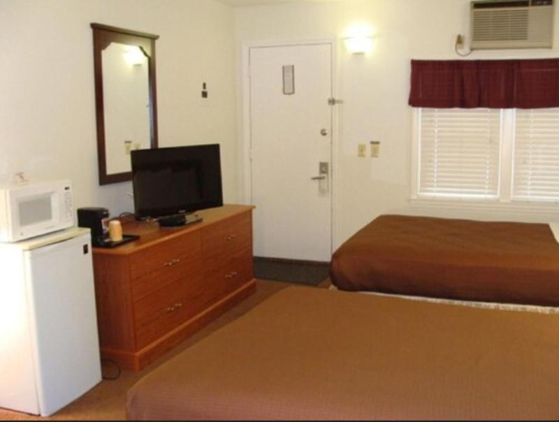 University Lodge