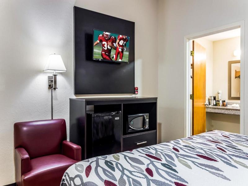 Red Roof Inn Atlanta Kennesaw State University image