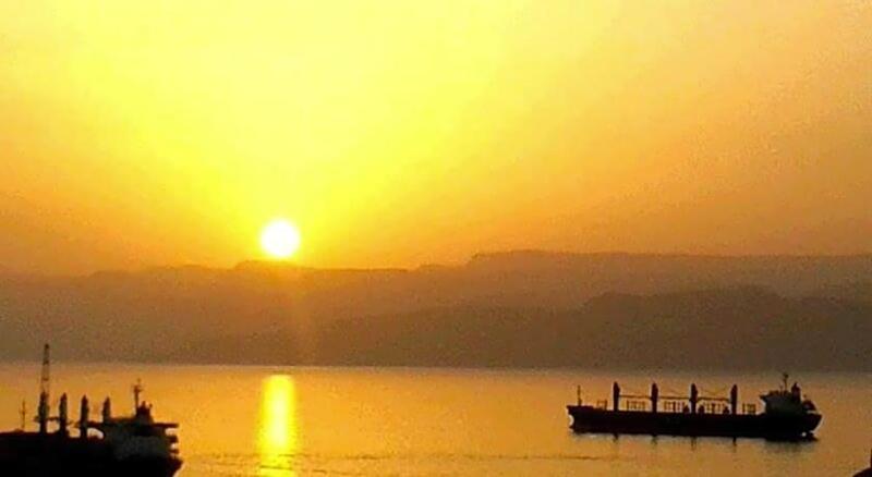 Golden Rose Hotel Aqaba image