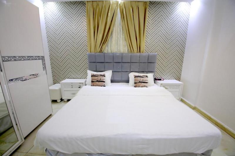 OYO 610 Jawharat Layali Furnished Apartment image