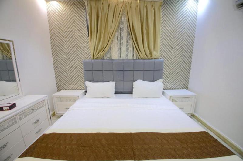 OYO 610 Jawharat Layali Furnished Apartment image