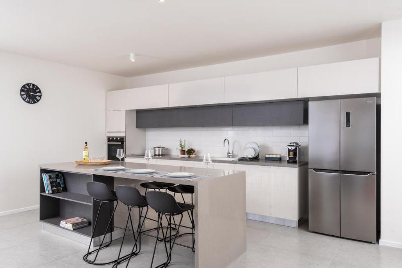 Shenkin Apartments By Master image