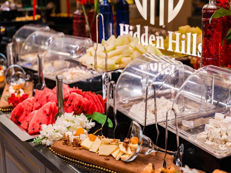 Best Western Premier Hidden Hills Hotel image