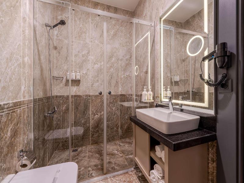Best Western Premier Hidden Hills Hotel image
