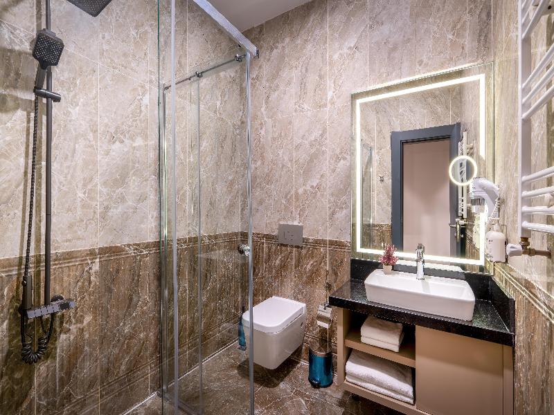 Best Western Premier Hidden Hills Hotel image