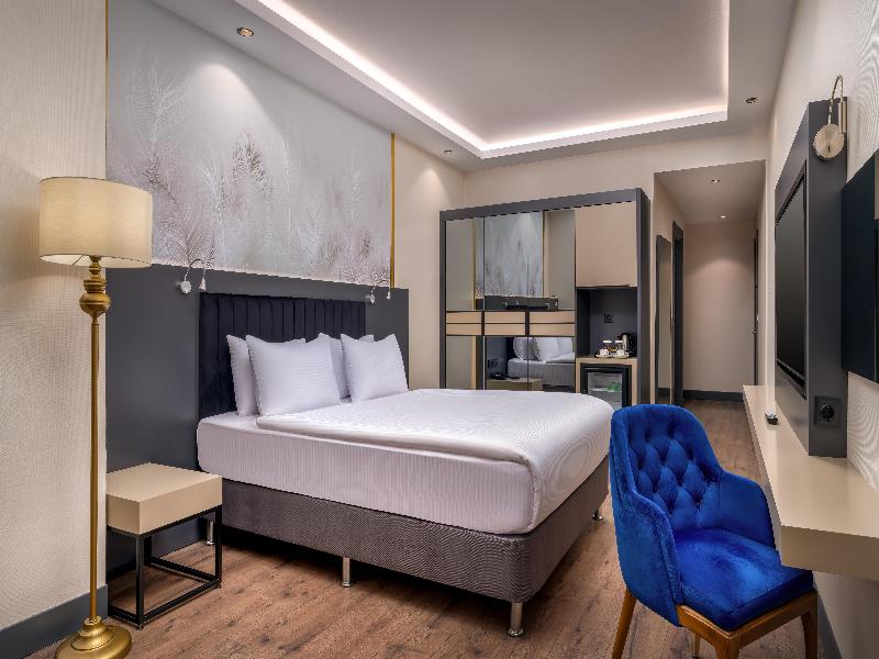 Best Western Premier Hidden Hills Hotel image