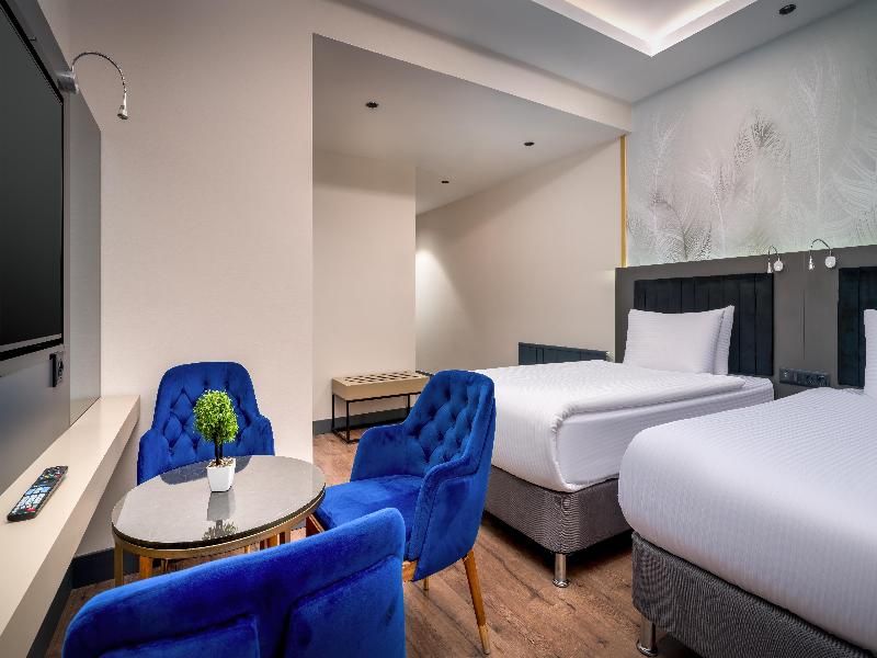 Best Western Premier Hidden Hills Hotel image