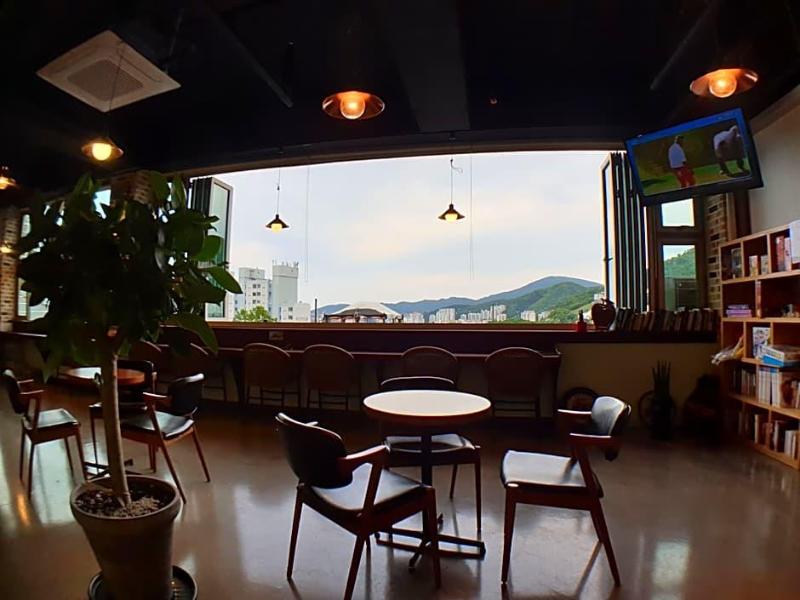 Homefourest Resort image