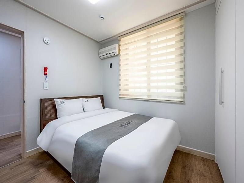 Homefourest Resort image