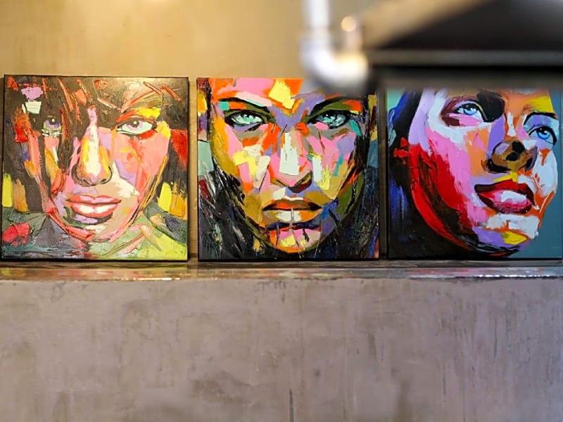 Time Travelers Party Hostel In Hongdae image
