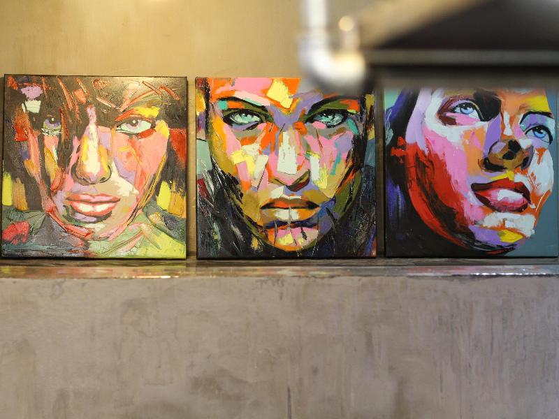 Time Travelers Party Hostel In Hongdae image