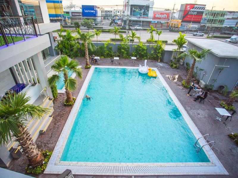 The Cheewin Hotel & Convention image