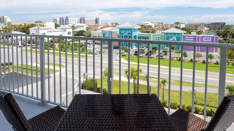 Hilton Garden Inn Destin Miramar Beach image