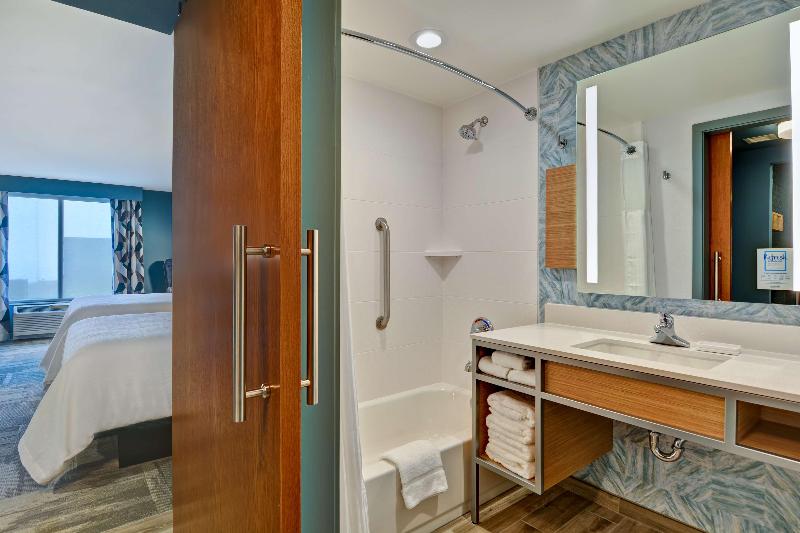 Hilton Garden Inn Destin Miramar Beach image