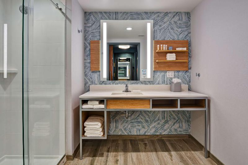 Hilton Garden Inn Destin Miramar Beach image