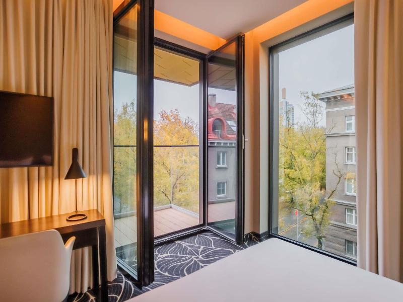 Movenpick Hotel Tallinn image