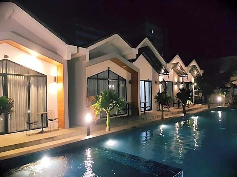 Sandy Clay Bungalows image