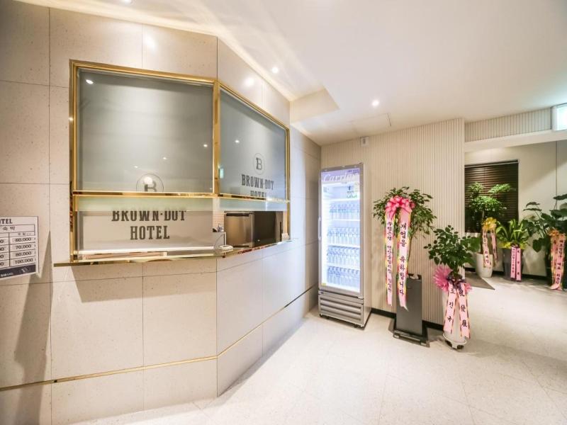 Changwon Brown dot Hotel Palyong image
