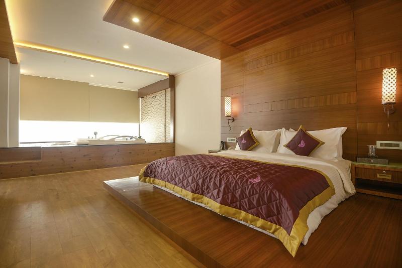Amber Dale Luxury Hotel and Spa image
