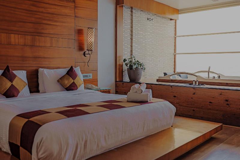 Amber Dale Luxury Hotel and Spa image
