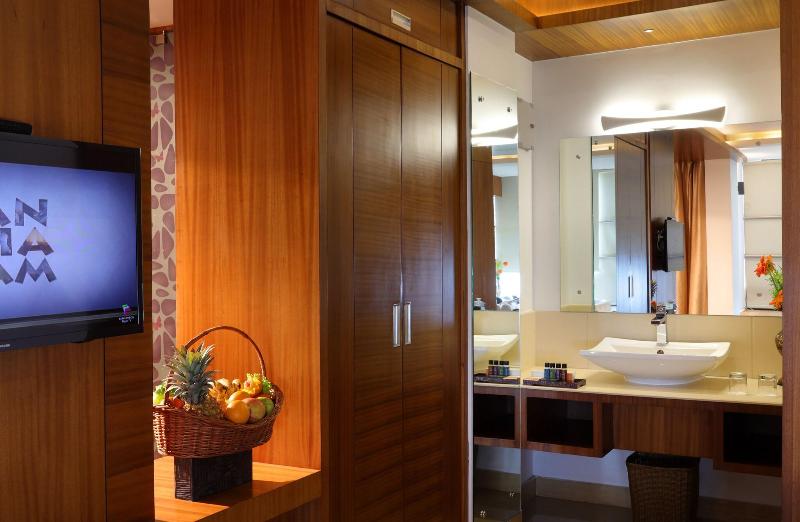 Amber Dale Luxury Hotel and Spa image