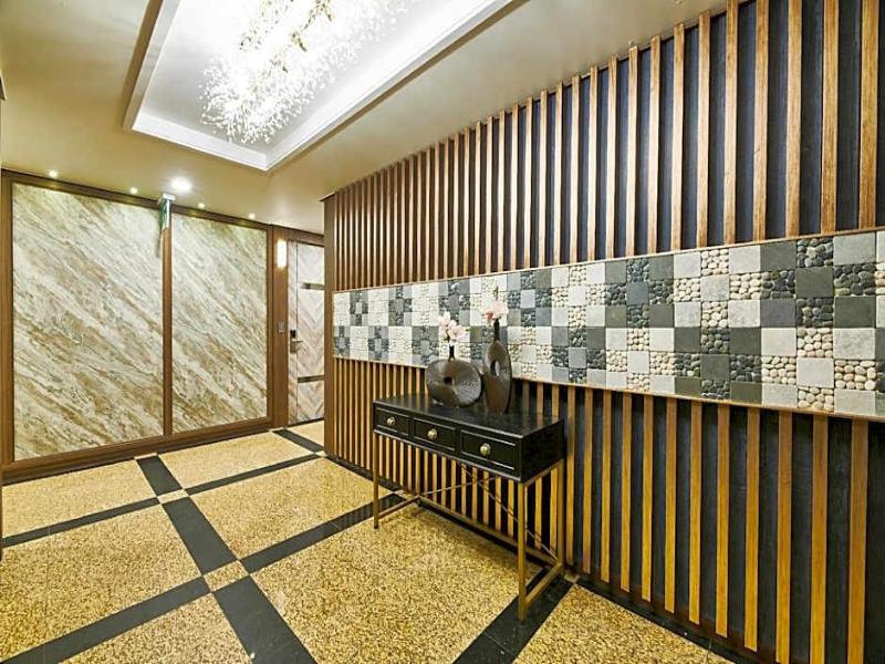 Aura Hotel image