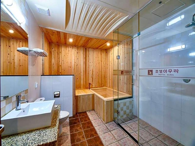 Aura Hotel image